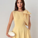 Robe midi ajustada com nó