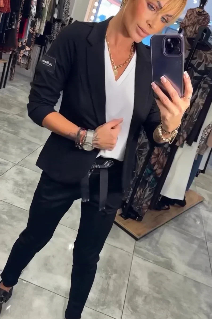 Adriana - Conjunto elegante