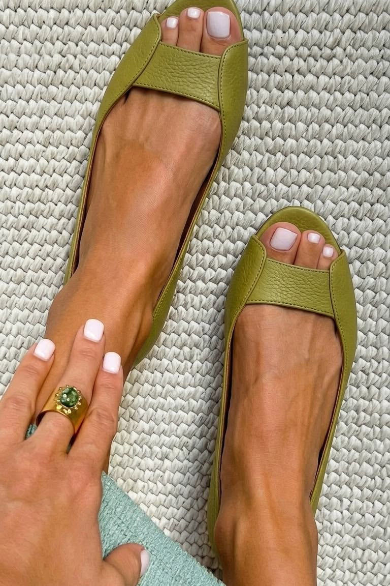 Adelina | Sandálias Elegantes para o Verão