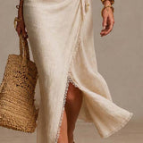 Tatiana | Vestido Midi em Linho Natural com Decote Cruzado e Renda