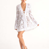 Mini Robe em Renda com Decote em V