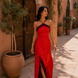 Vestido largo halter com abertura