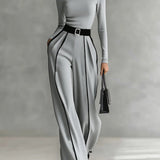Vera | Conjunto elegante com detalhes em contraste