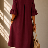 Vestido Botonado com Mangas em Renda