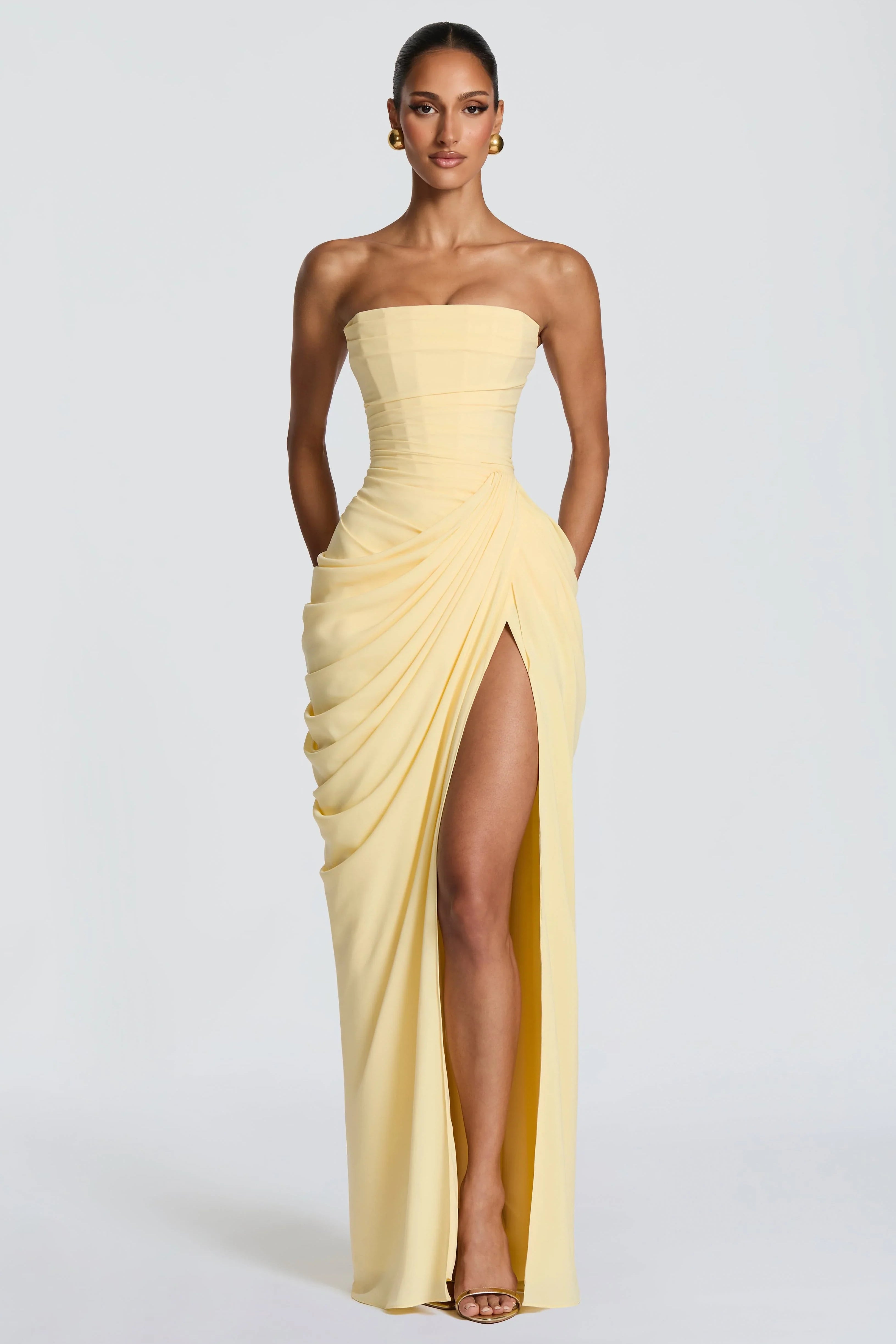 Adriana - Vestido Longo Drapeado com Fenda