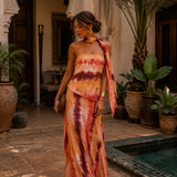 Vestido longo estampado com decote coração